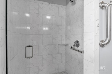 Rare and unique property available in Gulf Shores 2 large corner