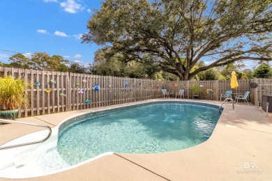 Rare and unique property available in Gulf Shores 2 large corner