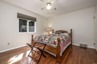 The only home on the cul-de-sac, 7 Montanes offers the perfect