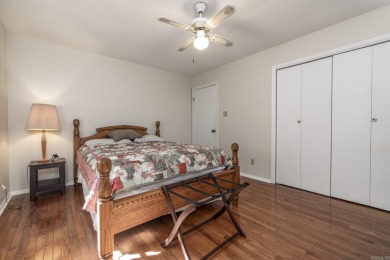 The only home on the cul-de-sac, 7 Montanes offers the perfect