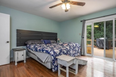 The only home on the cul-de-sac, 7 Montanes offers the perfect