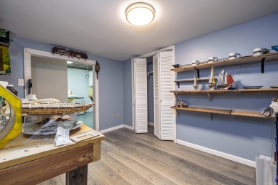 The only home on the cul-de-sac, 7 Montanes offers the perfect