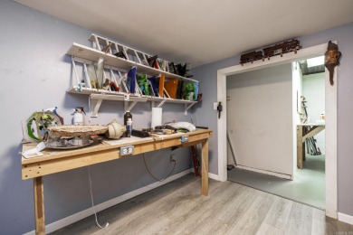 The only home on the cul-de-sac, 7 Montanes offers the perfect