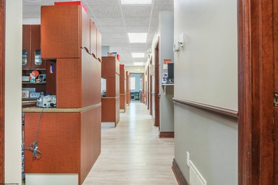 Investor Opportunity - The Lakewood Center is an exceptional