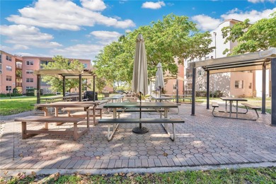 Beautifully maintained furnished condo in the desirable 55+