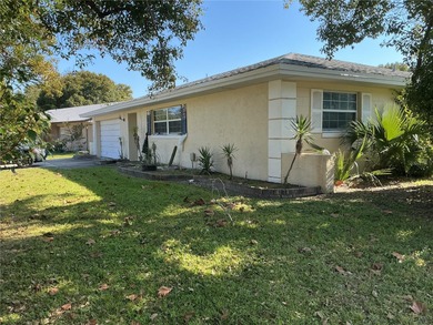 One or more photo(s) has been virtually staged. Welcome to this