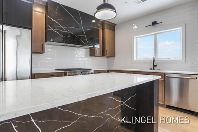 Welcome to the Marina Bay Condominiums of Spring Lake! From the