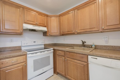 Second-floor 2 bed / 2 bath condo with garden views in the