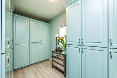 Unbelievable beach luxury! New build with 5 bedrooms, 4 with