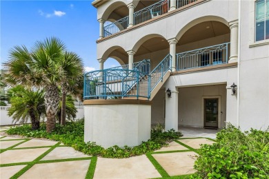 Unbelievable beach luxury! New build with 5 bedrooms, 4 with