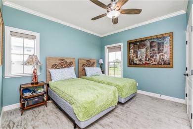 Unbelievable beach luxury! New build with 5 bedrooms, 4 with