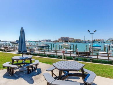 Live the Ultimate Florida Waterfront Lifestyle at Diamond Isle