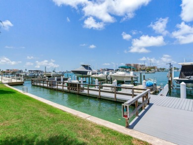Live the Ultimate Florida Waterfront Lifestyle at Diamond Isle