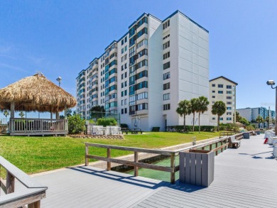 Live the Ultimate Florida Waterfront Lifestyle at Diamond Isle
