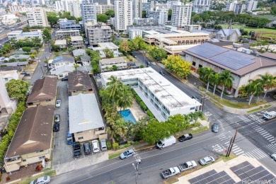 Excellent Value in the Heart of Honolulu! This ground floor