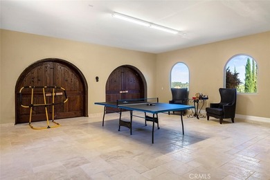 UTMOST PRIVACY & STUNNING VIEWS FROM THIS 10-ACRE SINGLE-STORY