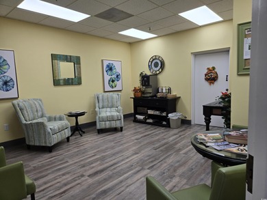 Enjoy the Good Life in your Covenant Towers Home!  From this