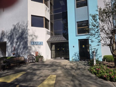 Enjoy the Good Life in your Covenant Towers Home!  From this