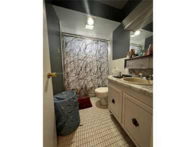 Stunning 2Bed 2Bath unit in Hallandale Beach! Unit views are