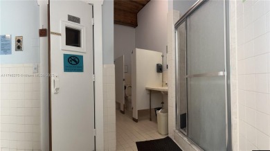 Stunning 2Bed 2Bath unit in Hallandale Beach! Unit views are