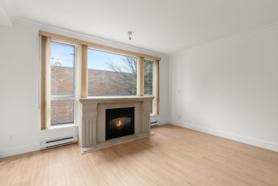 Introducing The Crowne at Oakridge - a well maintained concrete