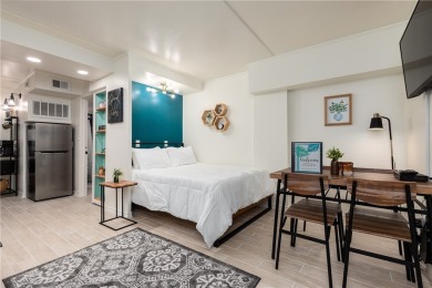 Welcome to The Teal Turtle - a fully furnished, turnkey-ready