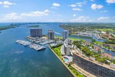 ﻿Reduced!  North Palm Beach! This is truly a keeper! Come