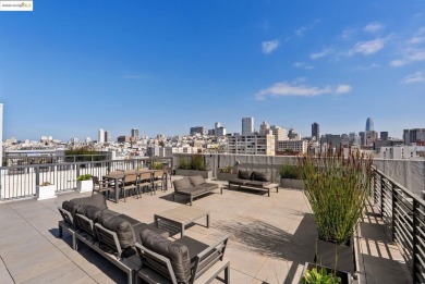 Sleek. Stylish. Smart. Welcome to an elevated studio retreat in