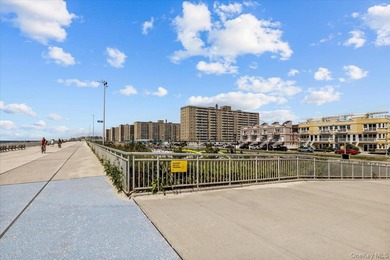 Exceptional Condominium with Deeded Parking - Beach Paradise at