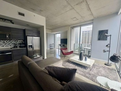 Modern 2BR/2BA apartment in the heart of Downtown Miami. Open