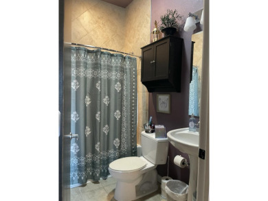 Executive unit ready for someone who's ready to enjoy all