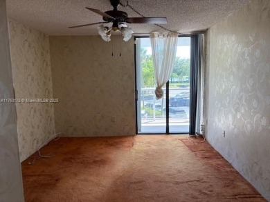 GREAT LOCATION, A GEM IN THE ROUGH FOR SOMEONE WITH VISION 
