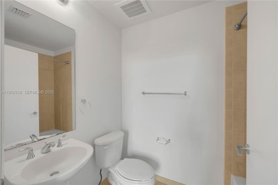 Are you looking for resort style living in Aventura in a