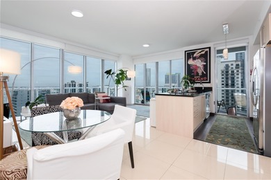 Beautiful corner residence at Axis on Brickell with unobstructed