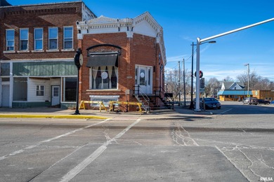 This historic 1898 building, formerly the Scott & Wrigley Bank