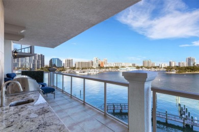 Breathtaking Panoramic Views in La Bellasara - Sarasota Bayfront