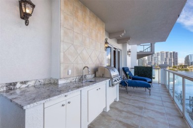 Breathtaking Panoramic Views in La Bellasara - Sarasota Bayfront