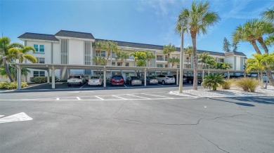 PENTHOUSE UNIT!! DEEDED BEACH ACCESS DIRECTLY ACROSS THE