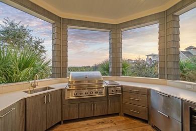 Sweeping views of the Gulf of Mexico merge with unparalleled