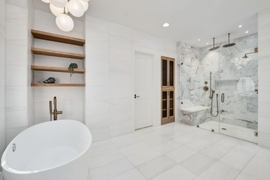 Sweeping views of the Gulf of Mexico merge with unparalleled