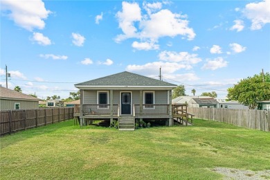 Turnkey Copano Heights cottage - 2 beds, 1 bath (2018) with