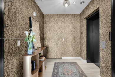 Residence 510 at The Ritz-Carlton Residences, Miami Beach offers