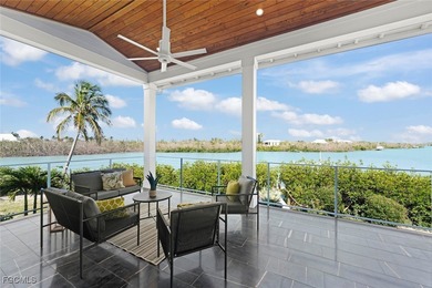 Luxury and relaxed island living come together effortlessly here