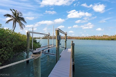 Luxury and relaxed island living come together effortlessly here