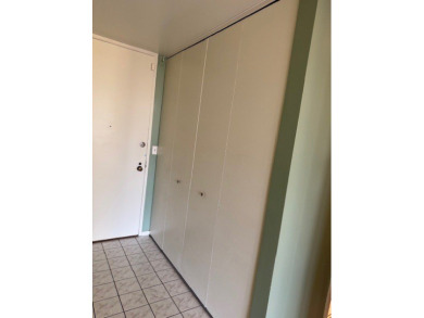 WELCOME TO THE STUNNING, EXTREMELY SUN-FILLED 1 BEDROOM CONDO