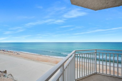 Oceanfront Penthouse with Panoramic Views in Boutique Kingston