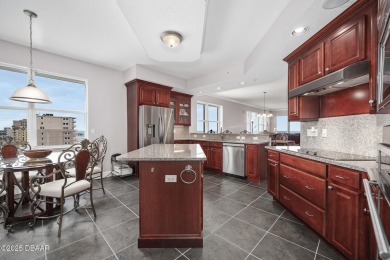 Oceanfront Penthouse with Panoramic Views in Boutique Kingston