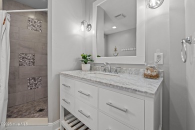 Nestled in the heart of North Topsail Beach in a quiet