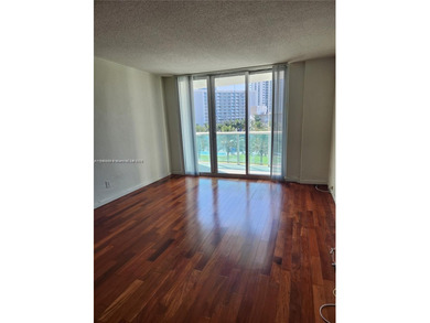 * OPPORTUNITY* BEAUTIFUL 1 BED/ 1 BATH - 1,005 SF - WOOD &