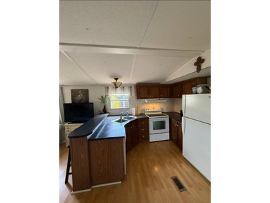 **MOTIVATED SELLER**CASH ONLY !!Welcome to Oak Bend MHP in